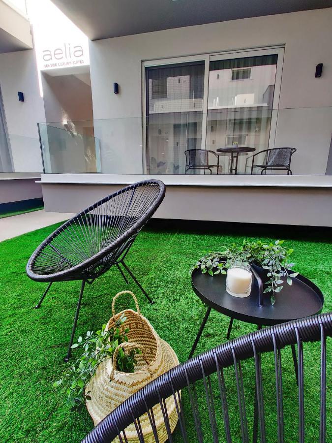 Aelia Seaside Luxury Suites Nea Karvali Extérieur photo