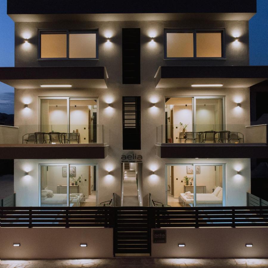 Aelia Seaside Luxury Suites Nea Karvali Extérieur photo