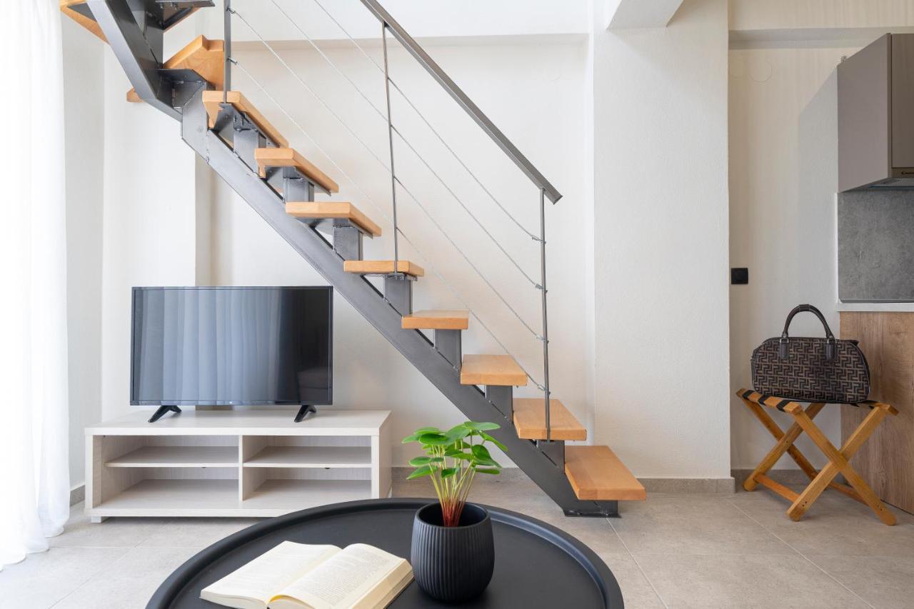 Aelia Seaside Luxury Suites Nea Karvali Extérieur photo