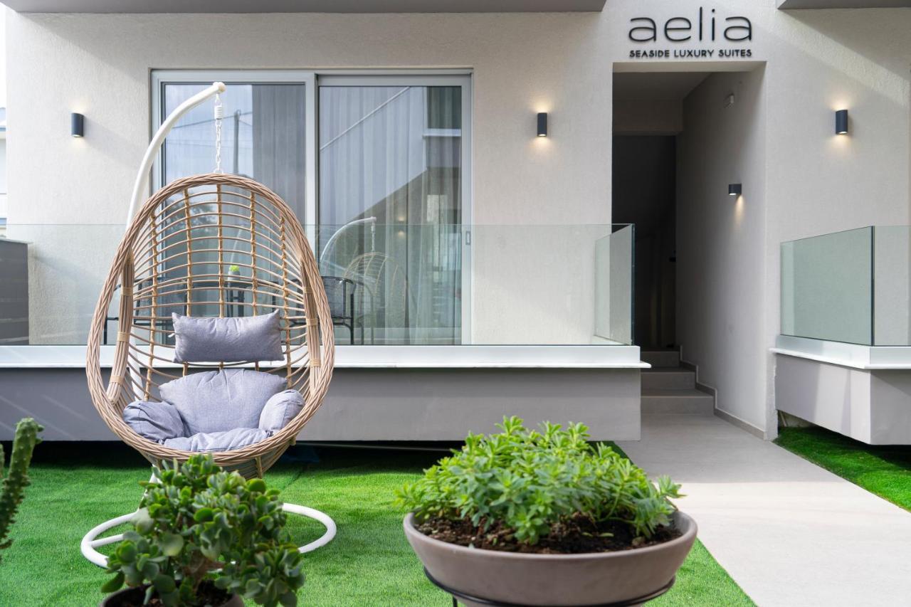Aelia Seaside Luxury Suites Nea Karvali Extérieur photo